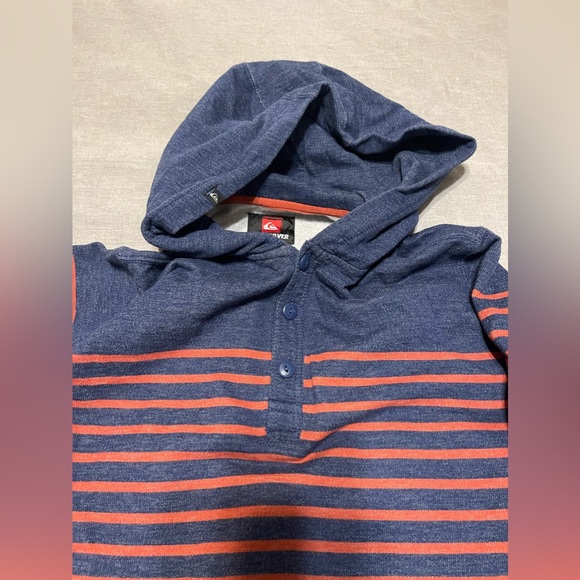 Men’s Quiksilver pullover hoodie - Picture 3 of 4